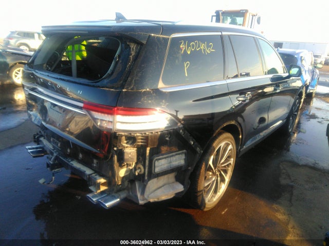 2020 Lincoln Aviator, VIN: 5LM5J7XC2LGL30562