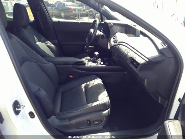 2021 Lexus UX, VIN: JTHX3JBH8M2040964