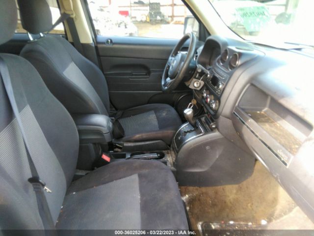 1C4NJPBB7GD774338 Jeep Patriot Sport
