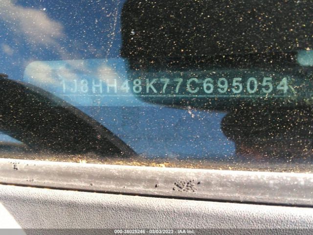 1J8HH48K77C695054 Jeep Commander Sport