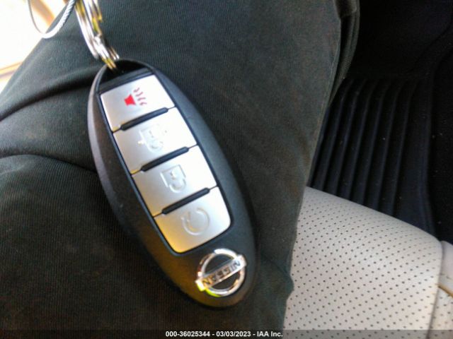 JN1BJ1CP9HW008470 Nissan Rogue Sport Sl