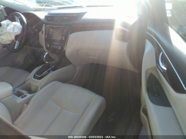 JN1BJ1CP9HW008470 Nissan Rogue Sport Sl