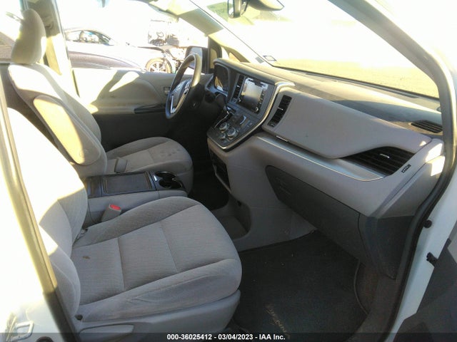 Toyota SIENNA LE 2019 5TDKZ3DC5KS968437 Image 6