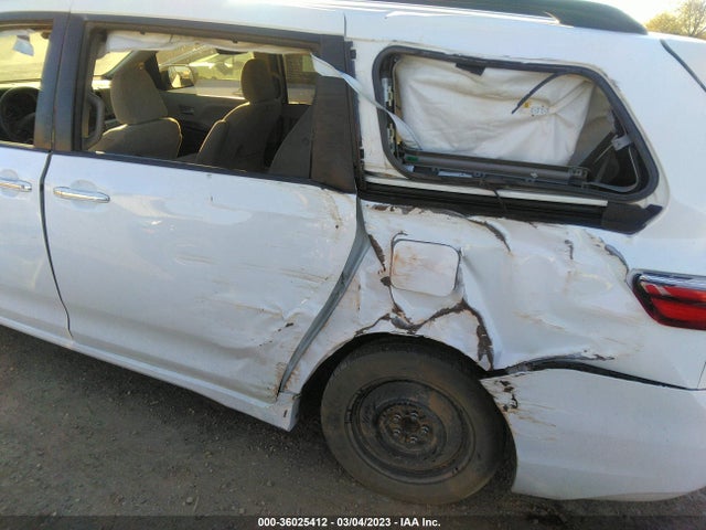 Toyota SIENNA LE 2019 5TDKZ3DC5KS968437 Image 7