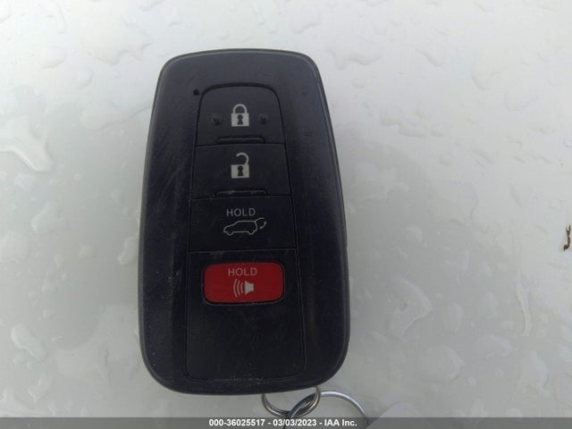 Toyota Rav4 Xle Premium 2019 2T3C1RFV0KC001361 Image 3