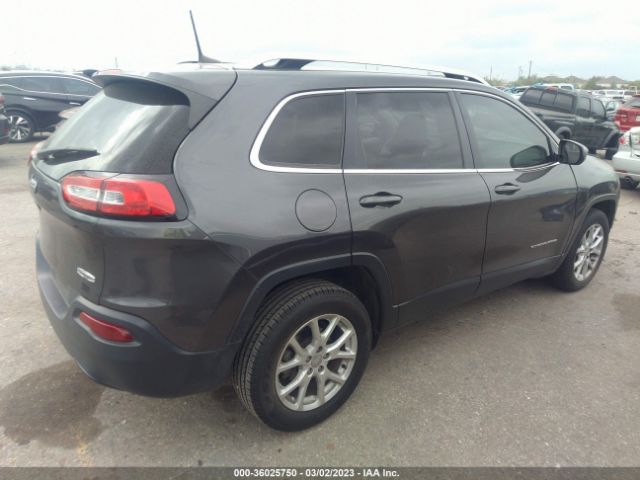 1C4PJLCB5GW324644 Jeep Cherokee Latitude