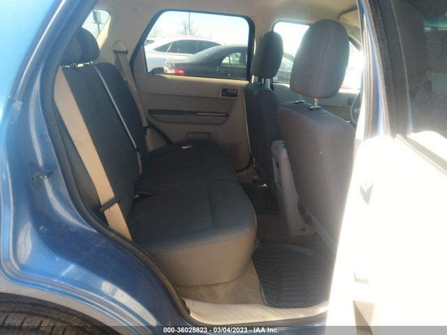 2009 FORD ESCAPE XLS VIN: 1FMCU02769KC80323