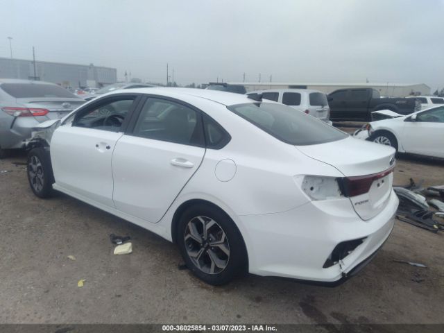 3KPF24ADXKE114725 KIA Forte Lxs