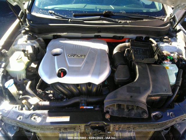 Hyundai SONATA HYBRID 2015 KMHEC4A45FA128755 Image 11