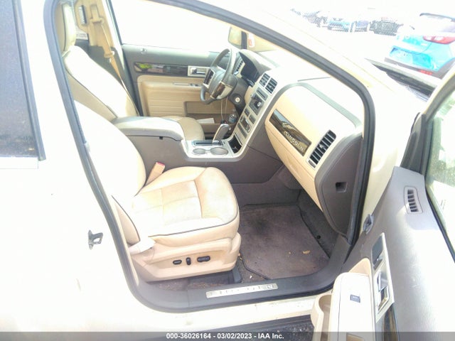 2008 LINCOLN MKX VIN: 2LMDU68C98BJ40856