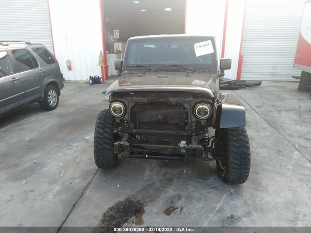 2018 JEEP WRANGLER JK UNLIMITED SAHARA VIN: 1C4HJWEG9JL921237