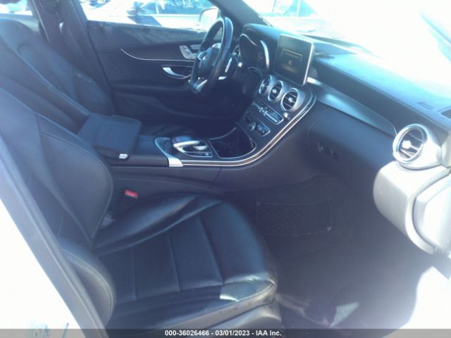 55SWF4JB0HU193696 Mercedes-Benz C-class C 300