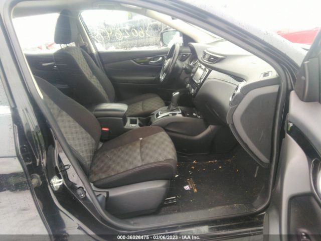 JN1BJ1CR1JW600890 Nissan Rogue Sport Sv