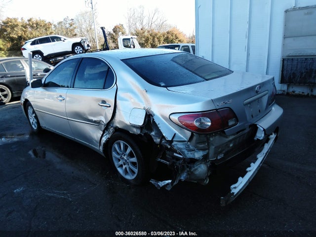2002 LEXUS ES 300 VIN: JTHBF30G420074559