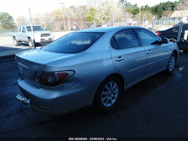 2002 LEXUS ES 300 VIN: JTHBF30G420074559