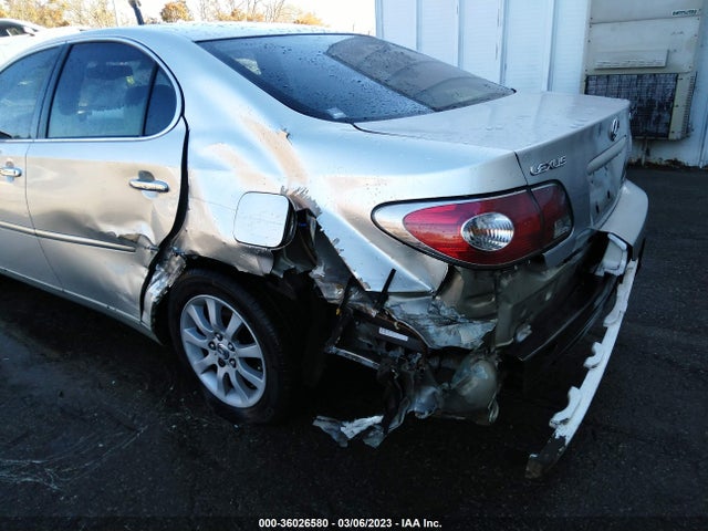 2002 LEXUS ES 300 VIN: JTHBF30G420074559