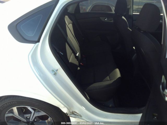 3KPF24AD4ME364139 KIA Forte Lxs