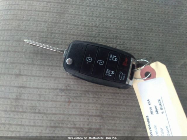 KNDMB5C18G6148644 KIA SEDONA LX