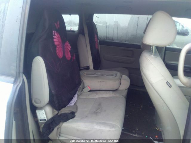 KNDMB5C18G6148644 KIA SEDONA LX
