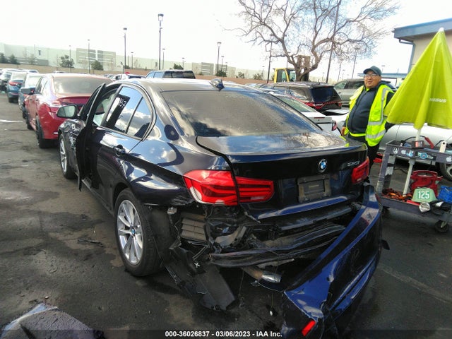 BMW 3 Series 320i 2016 WBA8E1G54GNU10807 Image 12