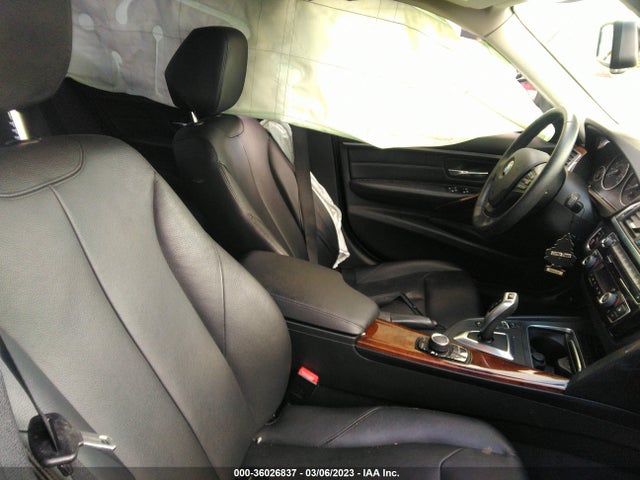 BMW 3 Series 320i 2016 WBA8E1G54GNU10807 Image 7