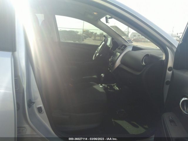 3N1CN7AP3KL859403 Nissan Versa Sedan Sv