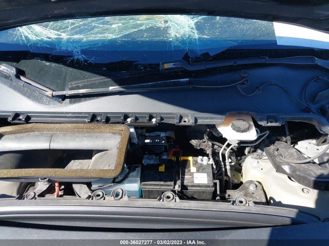 Tesla Model Y Long Range 2021 5YJYGDEE9MF071621 Image 10