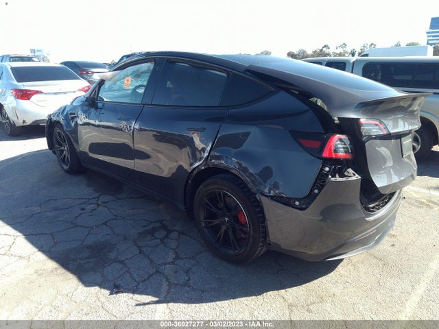 Tesla Model Y Long Range 2021 5YJYGDEE9MF071621 Image 3