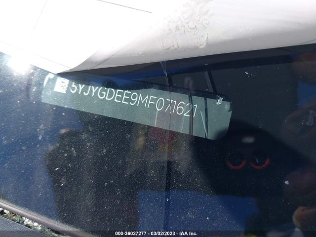 Tesla Model Y Long Range 2021 5YJYGDEE9MF071621 Image 9