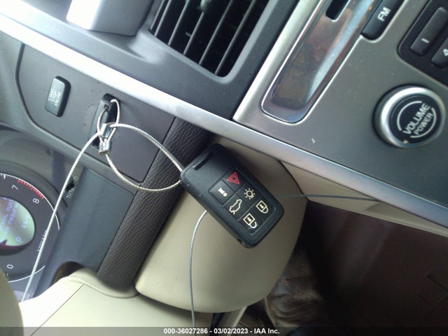 Volvo Xc60 3.2l 2011 YV4952DL3B2138001 Image 11