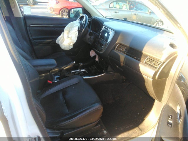 JA4AD3A35HZ008339 Mitsubishi Outlander Se/sel
