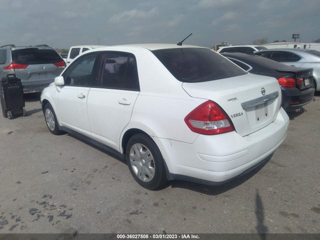 2011 NISSAN VERSA 1.8 S VIN: 3N1BC1APXBL451642