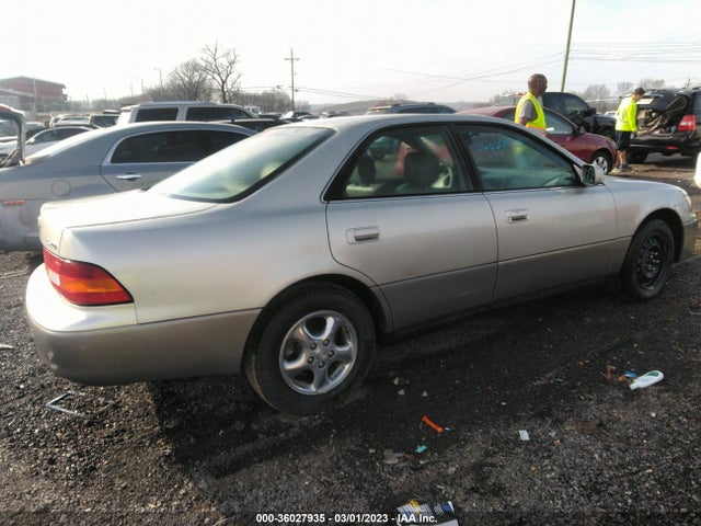 JT8BF28G9X0162397 Lexus ES 300 LUXURY SPORT SDN