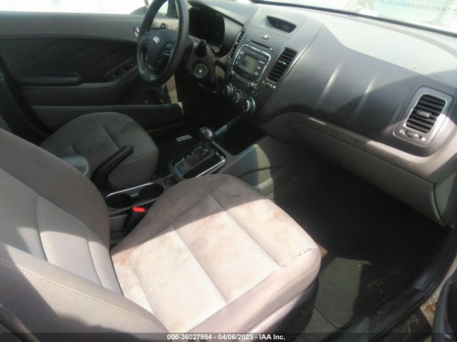 3KPFK4A79HE058568 KIA FORTE LX