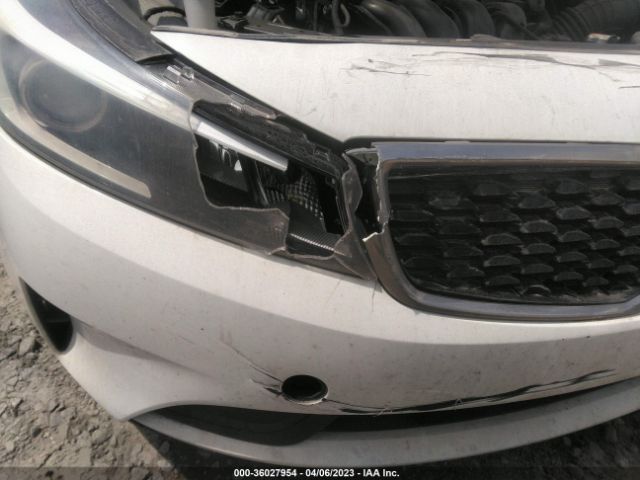 3KPFK4A79HE058568 KIA FORTE LX