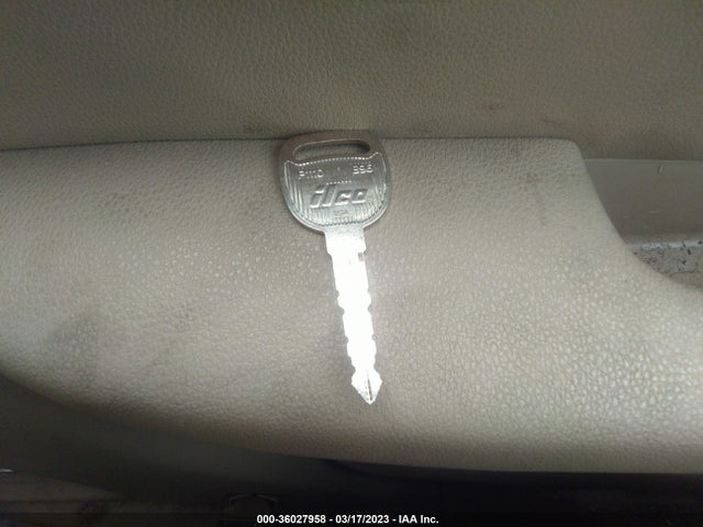 2004 GMC YUKON XL SLT VIN: 1GKEC16Z24J153573