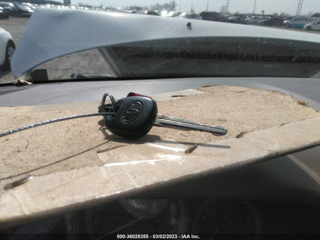 Toyota Sienna Ce/le 2004 5TDZA23C14S157108 Image 3