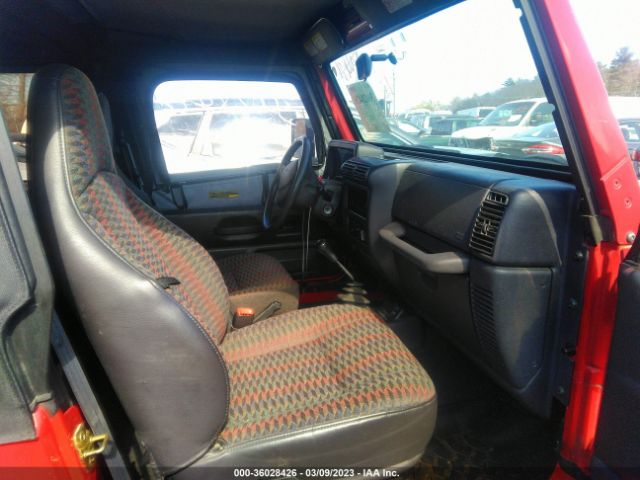 1J4FA29P4YP795487 Jeep Wrangler Se