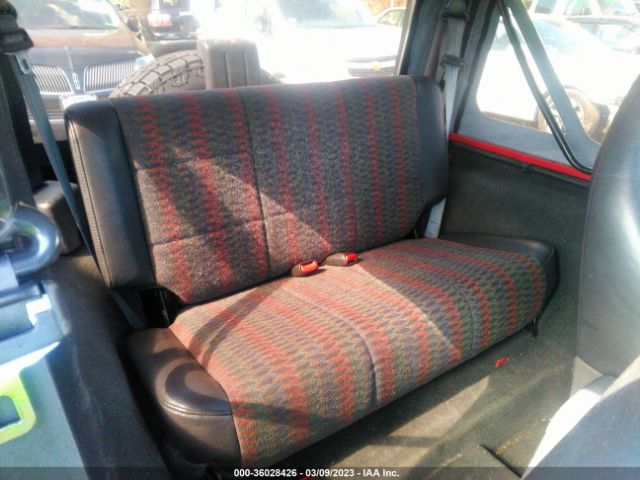 1J4FA29P4YP795487 Jeep Wrangler Se
