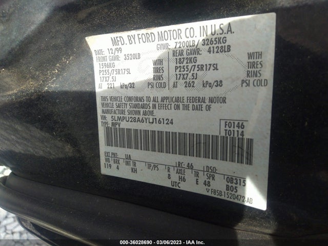 Lincoln Navigator 2000 5LMPU28A6YLJ16124 Image 10