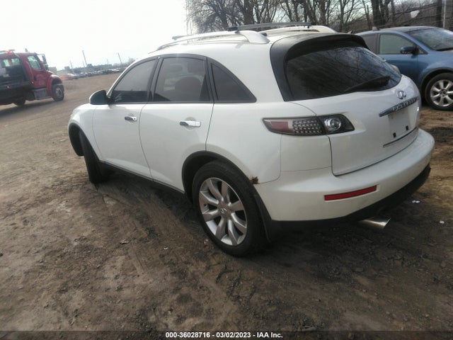 2005 INFINITI FX35 VIN: JNRAS08W75X219012