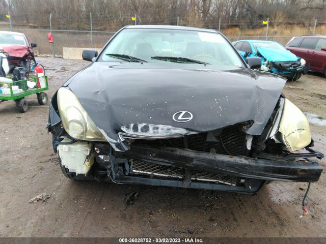 2005 LEXUS ES 330 VIN: JTHBA30G355077247