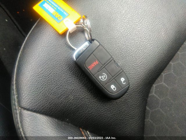 3C4NJDBB9JT147172 Jeep Compass Latitude