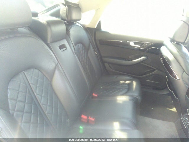 2015 Audi A8, VIN: WAU32AFD2FN023909