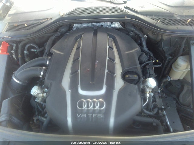 Audi A8 L 4.0t 2015 WAU32AFD2FN023909 Image 10