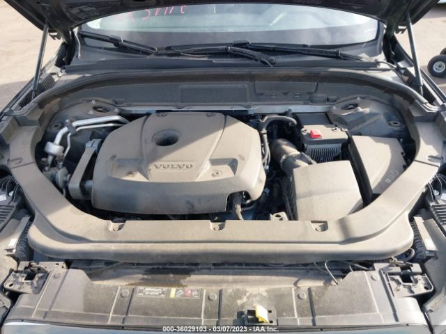 LYV102RKXKB384850 Volvo Xc60 Momentum