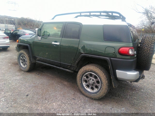 Toyota FJ Cruiser 2012 JTEBU4BF9CK138548 Image 4