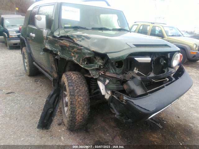Toyota FJ Cruiser 2012 JTEBU4BF9CK138548 Image 7