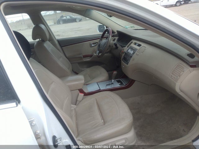 2008 HYUNDAI AZERA LIMITED VIN: KMHFC46F68A266614