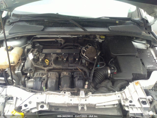 Ford FOCUS SE 2016 1FADP3K22GL244910 Image 11